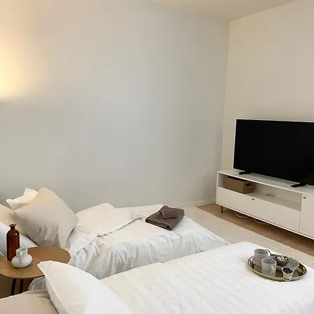 Apartment Seaside With Parking Space, Close To Metro Helsinki